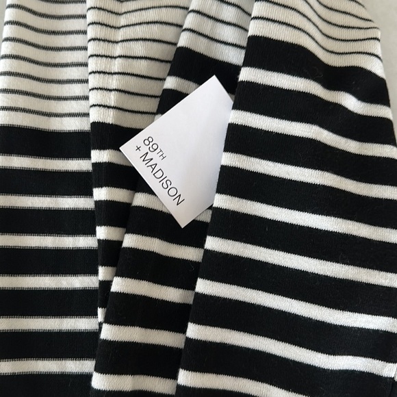 Black and white striped cardigan NWT - Picture 3 of 5